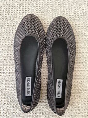 Steve Madden Black Woven Jelly Slip-On Ballet Flats